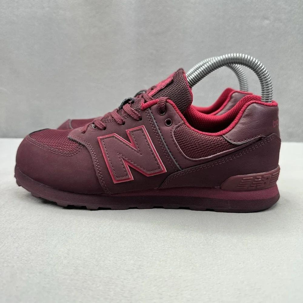 Womens 7 / 5.5Y New Balance 574 Shoes Maroon Athletic Casual Low Top Sneakers - Picture 3 of 8